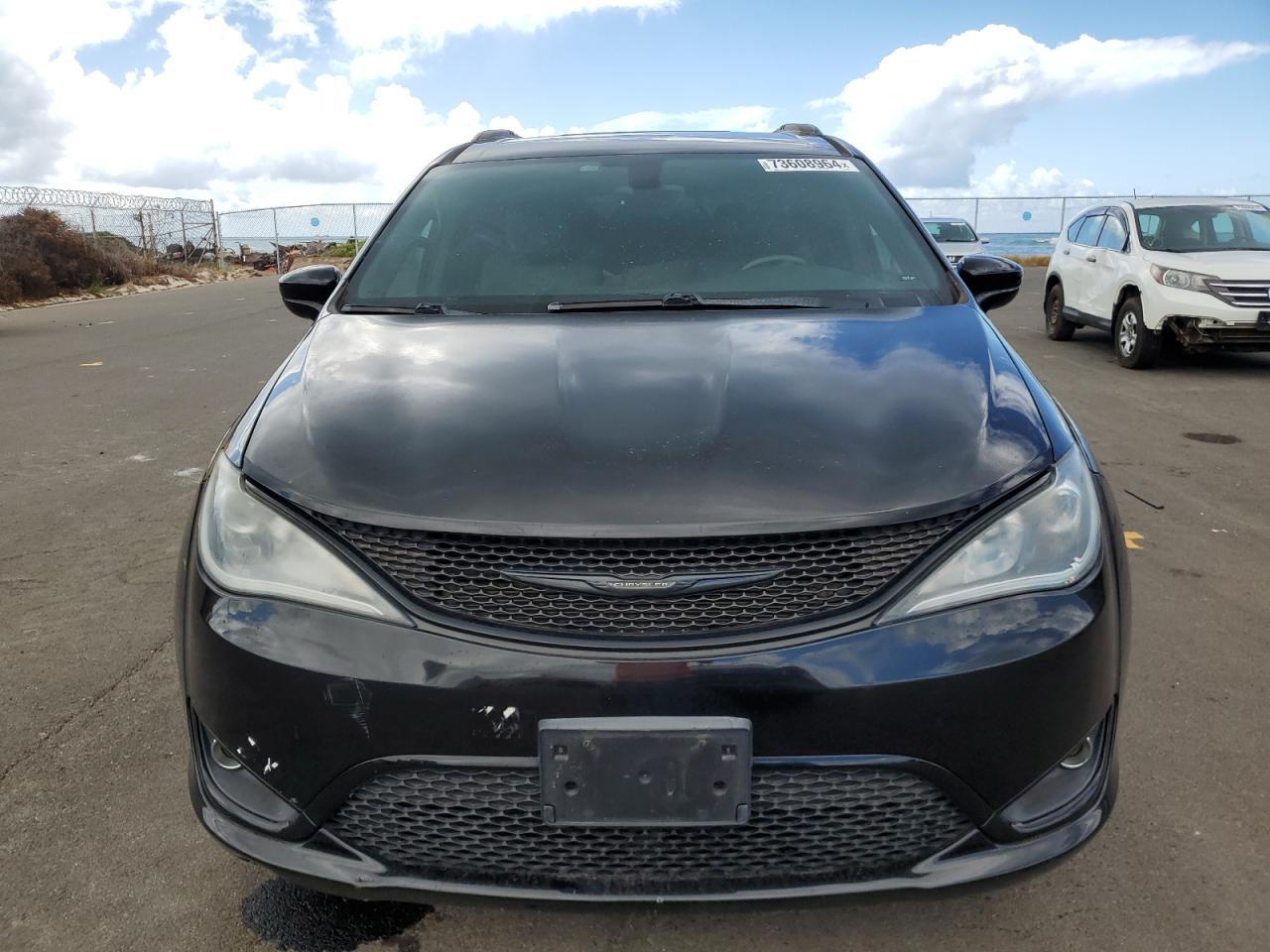 2019 Chrysler Pacifica VIN 2C4RC1BGXKR567355 Copart auction photo, front end / rear end damage thumbnail 5