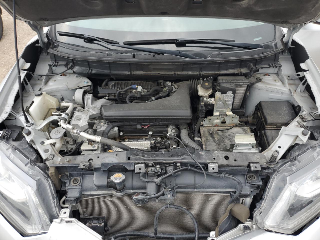 2016 Nissan Rogue VIN 5N1AT2MT9GC849804 Copart auction photo, front end / minor dent/scratches damage thumbnail 11