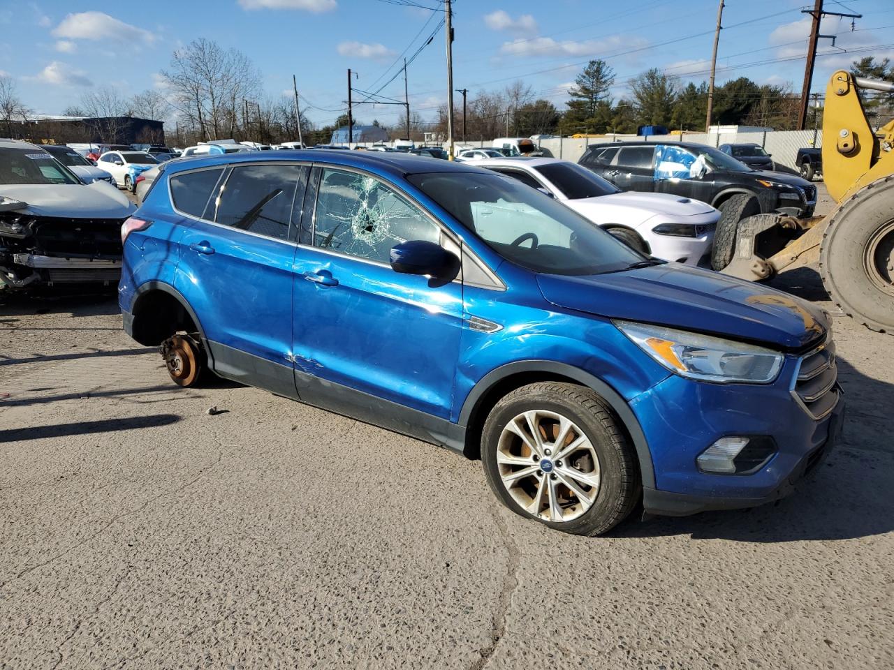 2017 Ford Escape VIN 1FMCU9GD6HUE41887 Copart auction photo, vandalism damage thumbnail 4