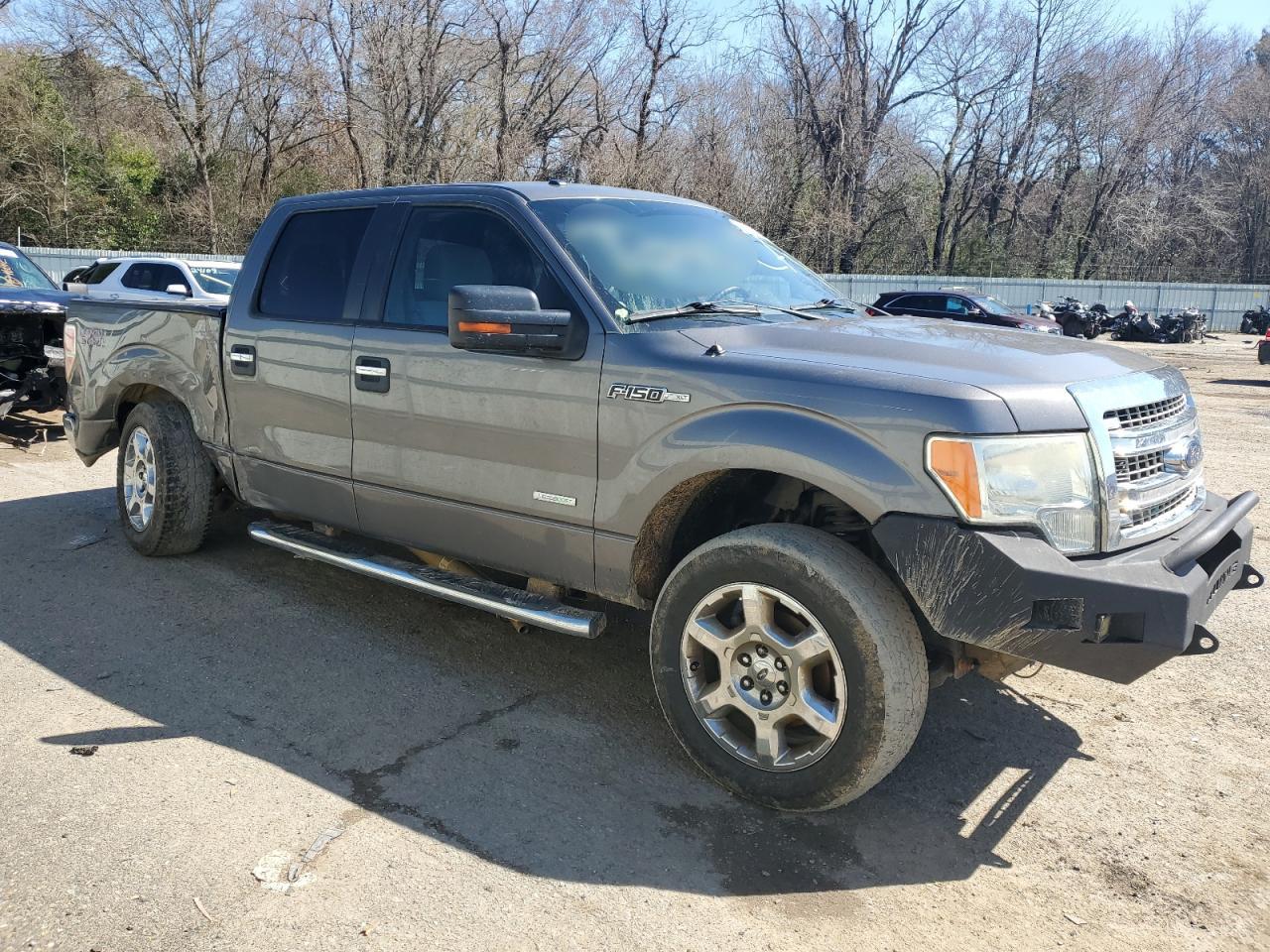 2013 Ford F-150 VIN 1FTFW1ET9DKG40414 Copart auction photo, front end / minor dent/scratches damage thumbnail 4