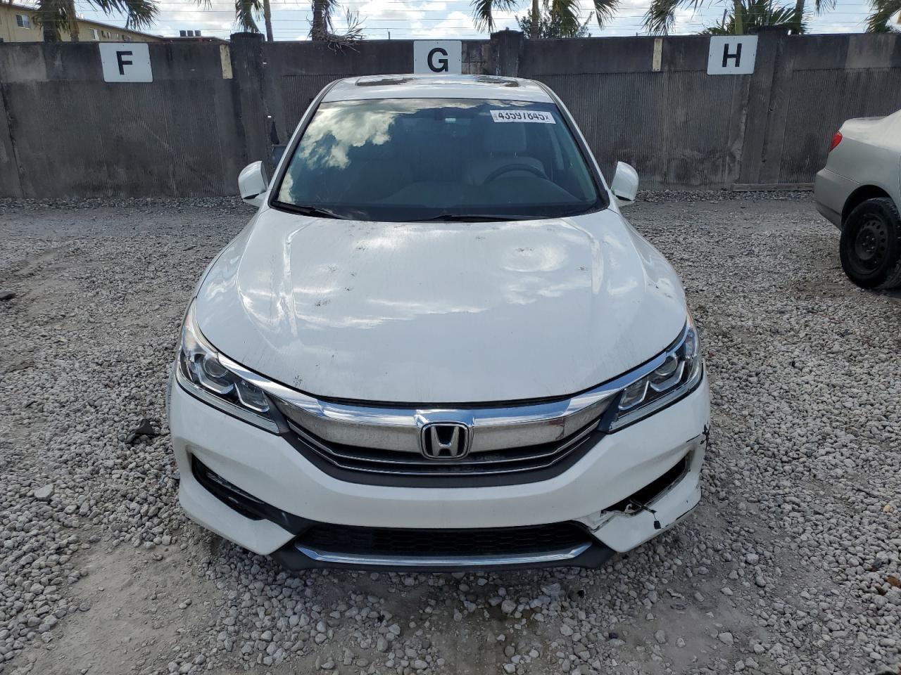 2016 Honda Accord VIN 1HGCR2F85GA081787 Copart auction photo, front end damage thumbnail 5
