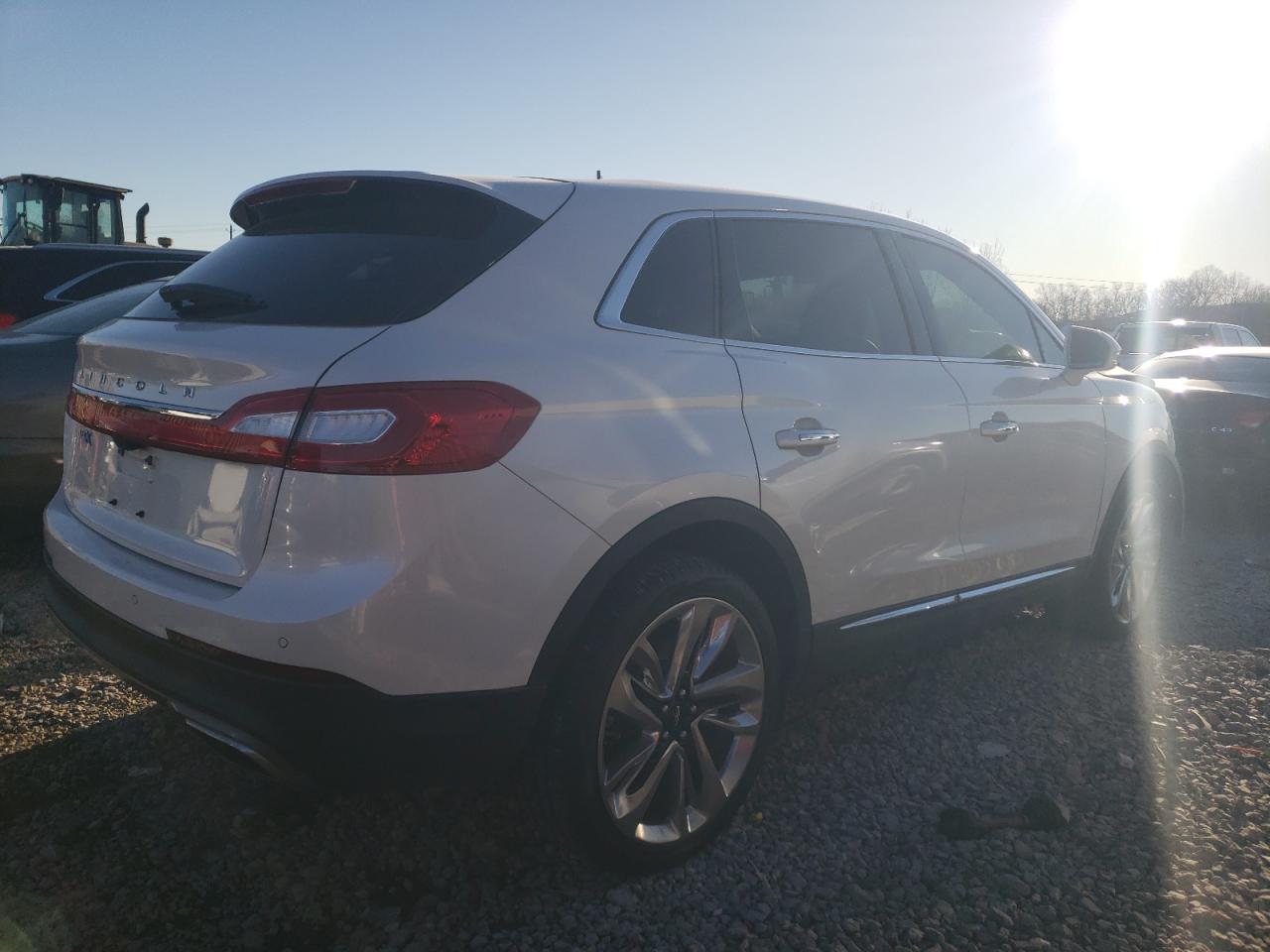 2017 Lincoln MKX VIN 2LMPJ6LR9HBL46972 Copart auction photo, front end damage thumbnail 3