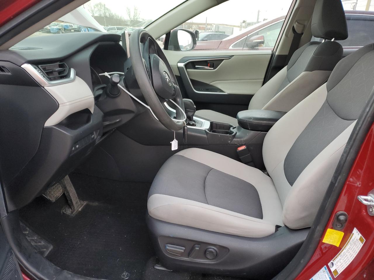 2019 Toyota RAV 4 VIN JTMP1RFV5KD021358 Copart auction photo, front end / undercarriage damage thumbnail 7