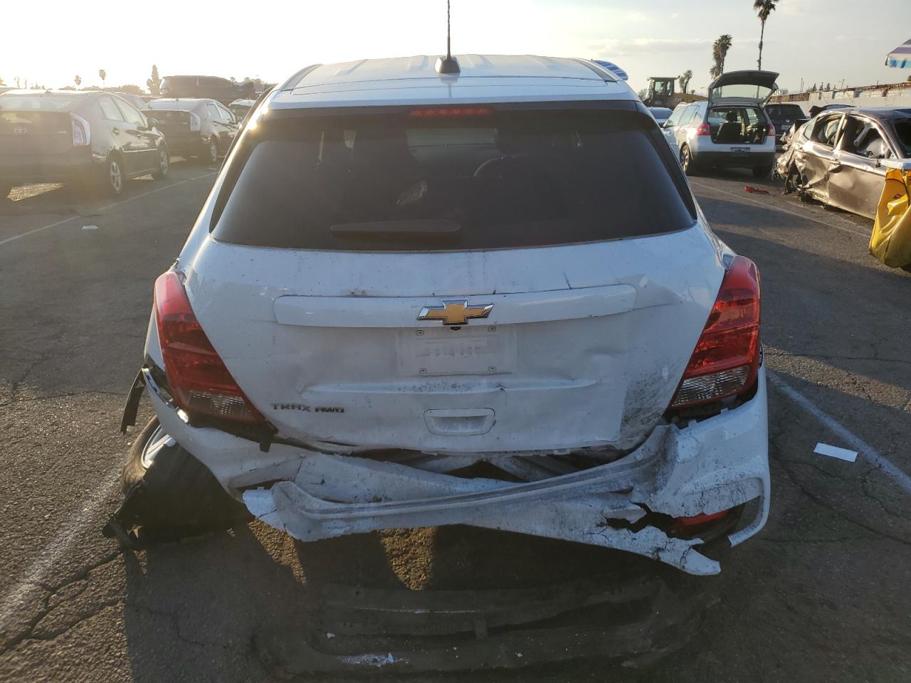 2022 Chevrolet Trax VIN KL7CJNSM5B5N07041 Copart auction photo, frame damage / rear end damage thumbnail 6