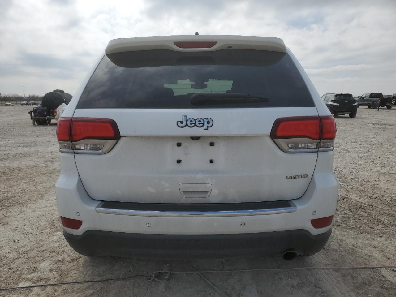 2020 Jeep Grand Cherokee VIN 1C4RJEBG0LC347925 Copart auction photo, front end / side damage thumbnail 6