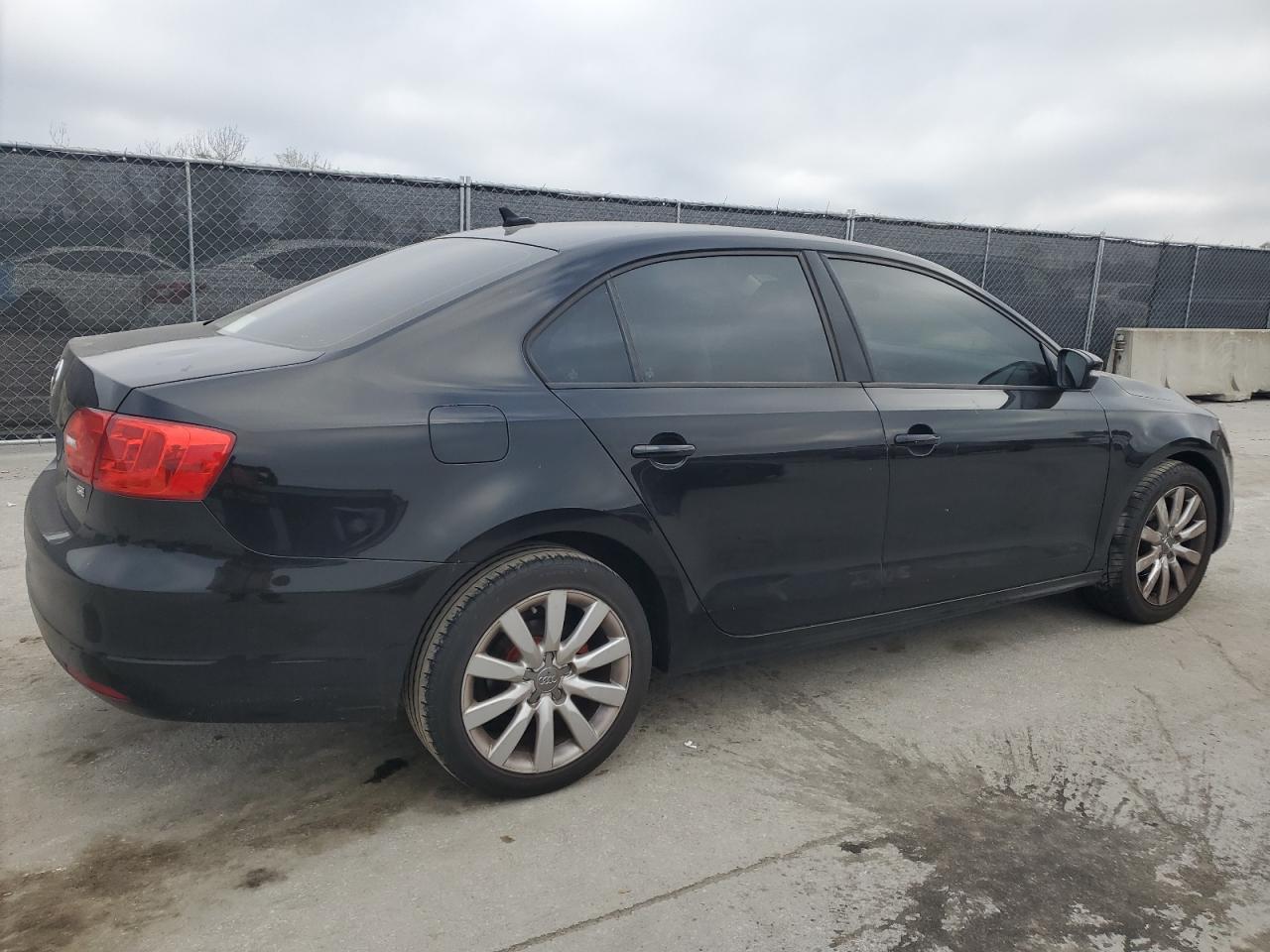 2014 Volkswagen Jetta VIN 3VWD17AJ6EM400600 Copart auction photo, minor dent/scratches damage thumbnail 4
