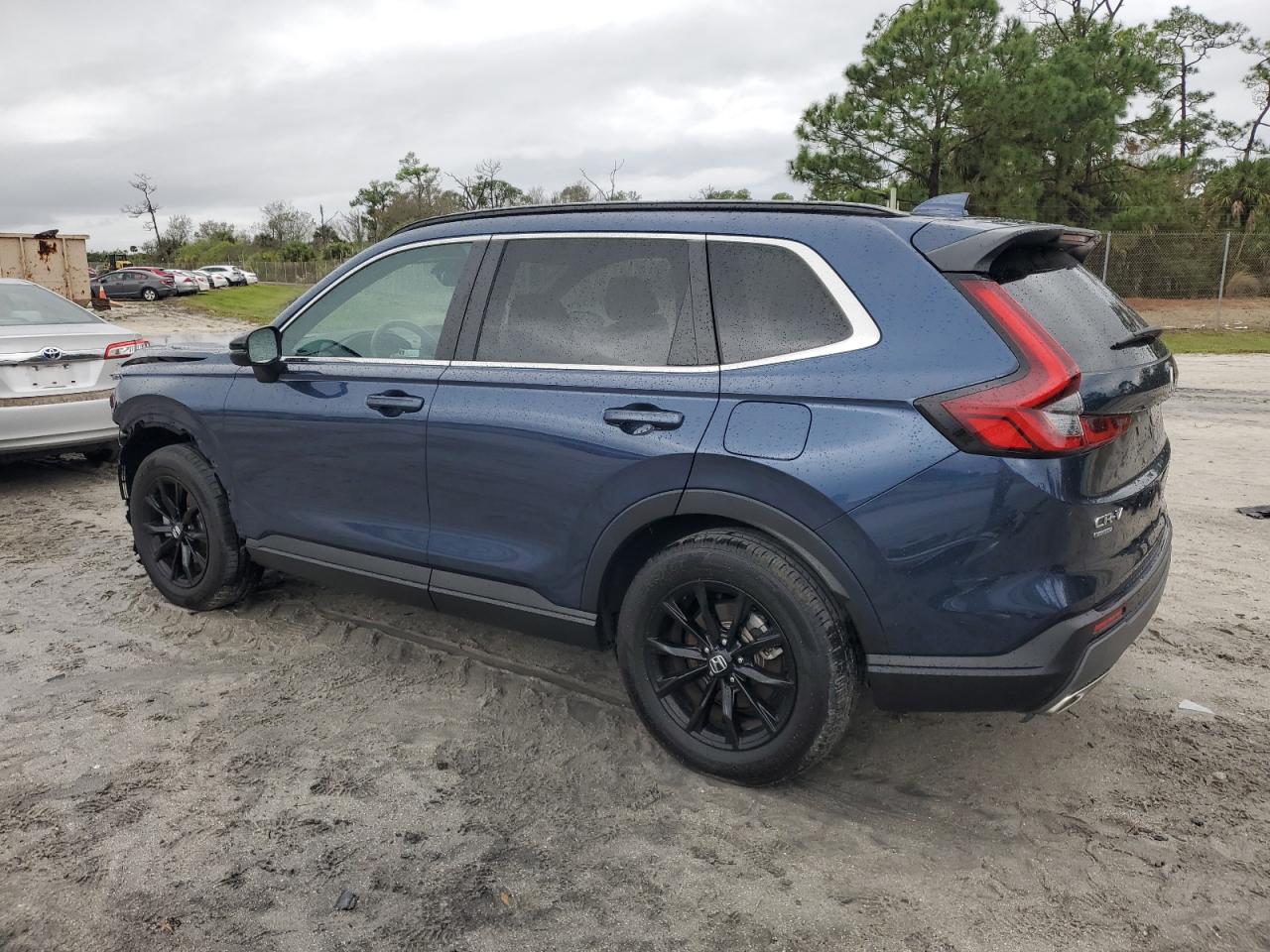2023 Honda CR-V VIN 2HKRS6H5XPH813671 Copart auction photo, front end / minor dent/scratches damage thumbnail 2