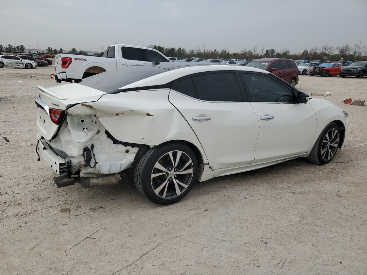 2016 Nissan Maxima VIN 1N4AA6APXGC447580 Copart auction photo, rear end / minor dent/scratches damage thumbnail 3