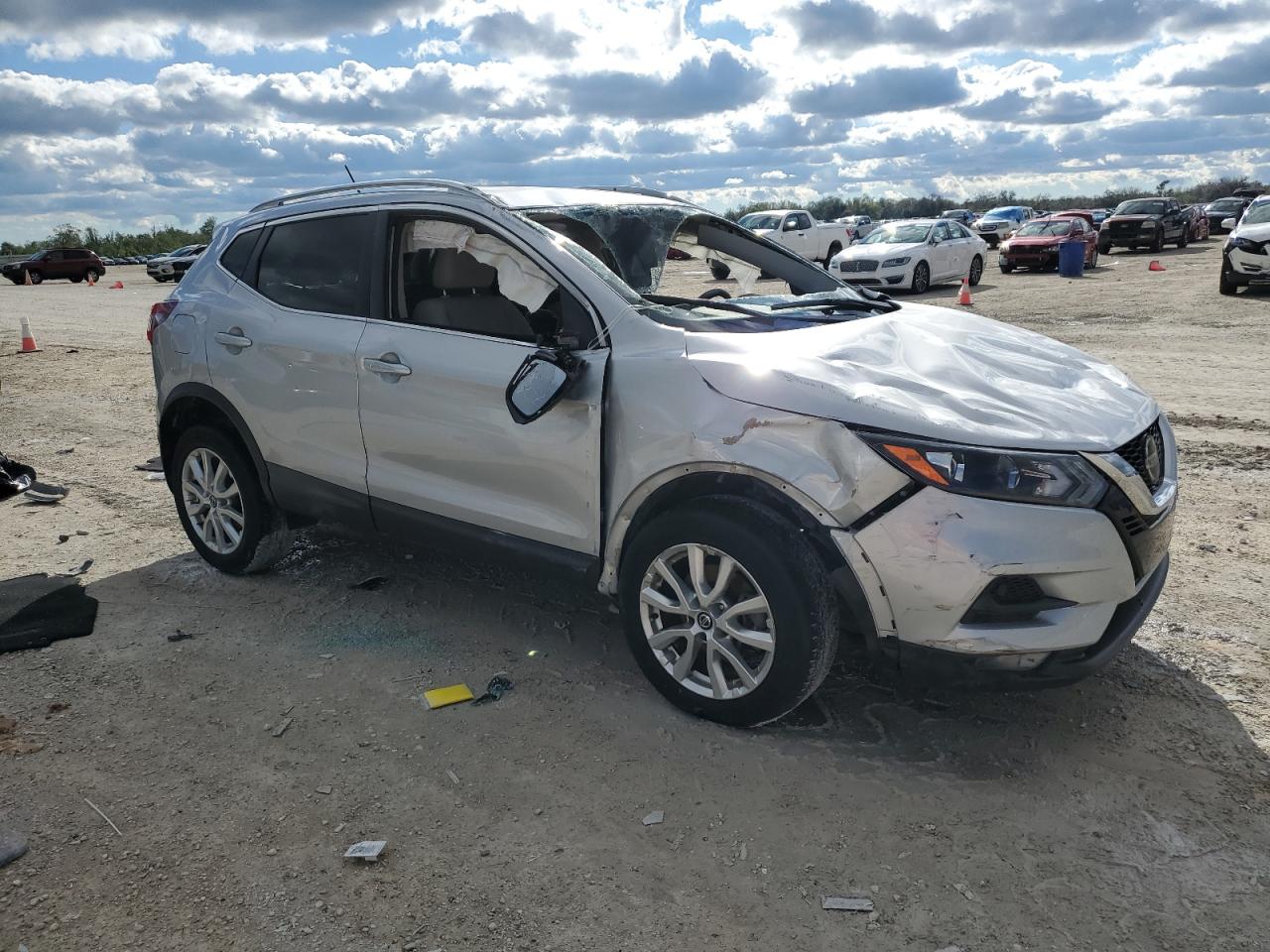 2020 Nissan Rogue VIN JN1BJ1CV7LW253260 Copart auction photo, rollover damage thumbnail 4