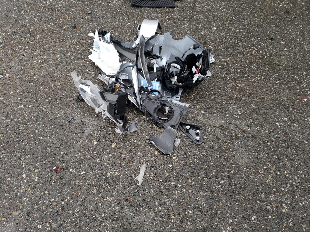 2017 Toyota RAV 4 VIN 2T3NFREV6HW346056 Copart auction photo, front end damage thumbnail 15