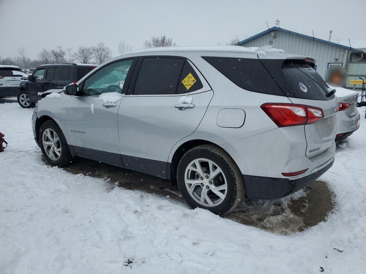 2021 Chevrolet Equinox VIN 3GNAXNEV4MS174919 Copart auction photo, all over damage thumbnail 2
