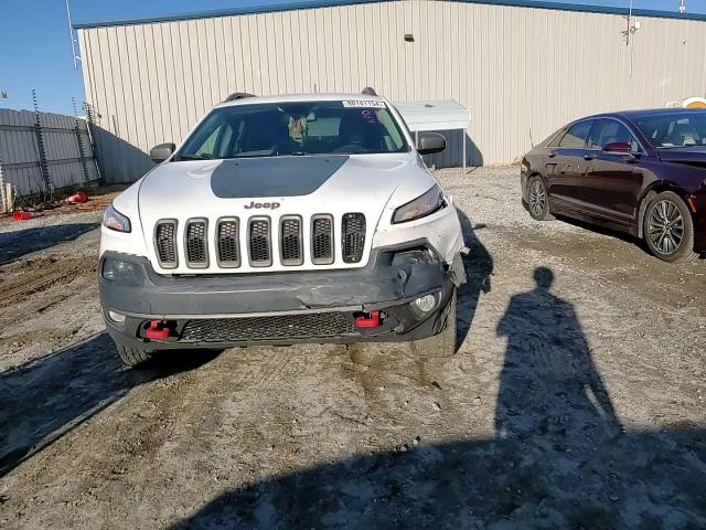 2016 Jeep Cherokee VIN 1C4PJMBS5GW203183 Copart auction photo, front end damage thumbnail 11