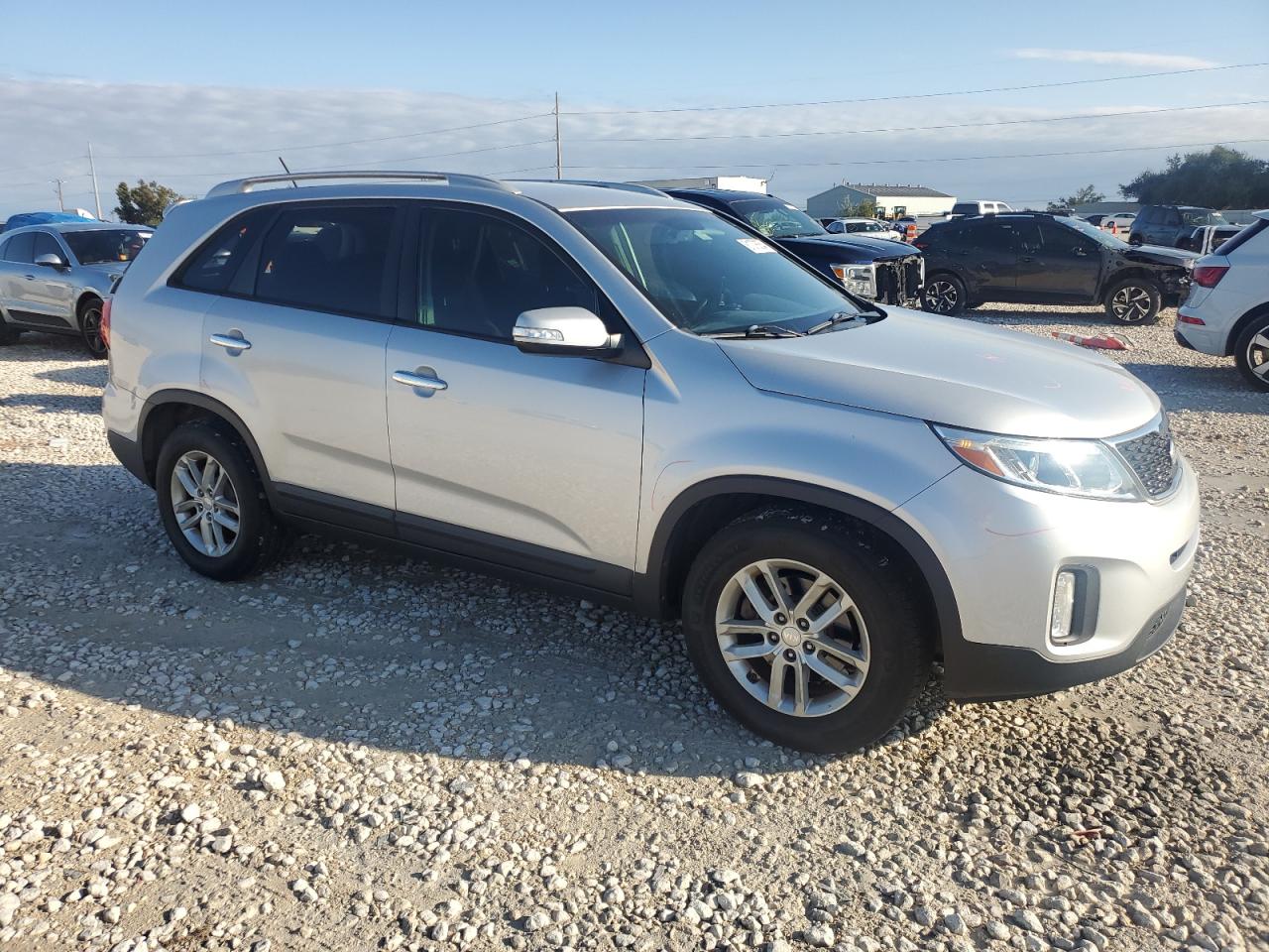 2014 KIA Sorento VIN 5XYKT3A67EG448922 Copart auction photo, rear end damage thumbnail 4