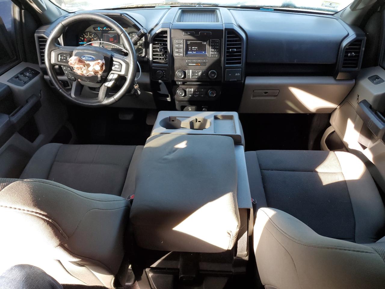 2016 Ford F-150 VIN 1FTEW1E82GFB73728 Copart auction photo, front end / minor dent/scratches damage thumbnail 8