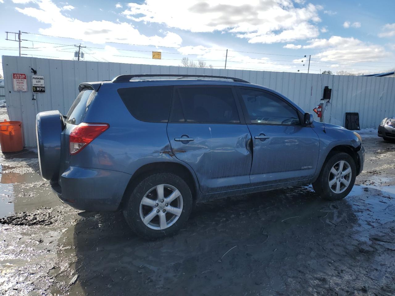2008 Toyota RAV 4 VIN JTMBD31V686060110 Copart auction photo, front end / all over damage thumbnail 3