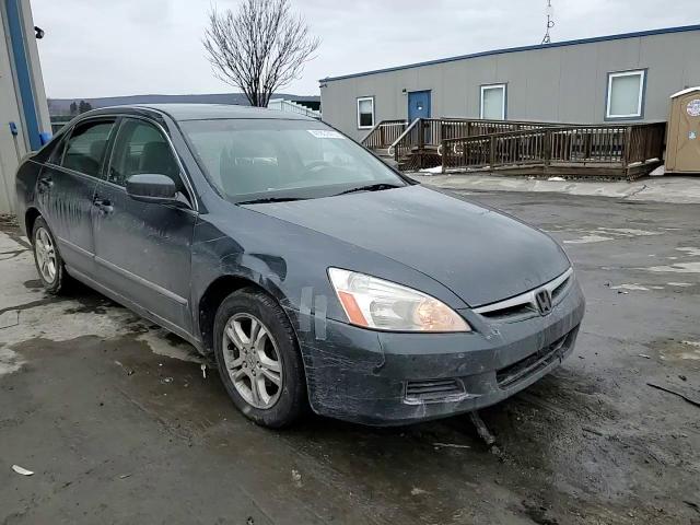 2006 Honda Accord VIN 1HGCM56366A112581 Copart auction photo, minor dent/scratches damage thumbnail 11