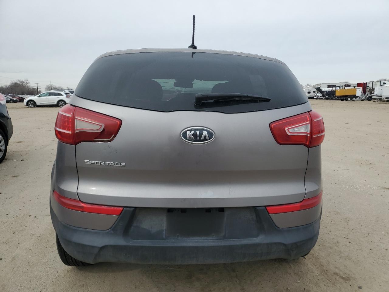 2012 KIA Sportage VIN KNDPBCA26C7181482 Copart auction photo, front end / side damage thumbnail 6