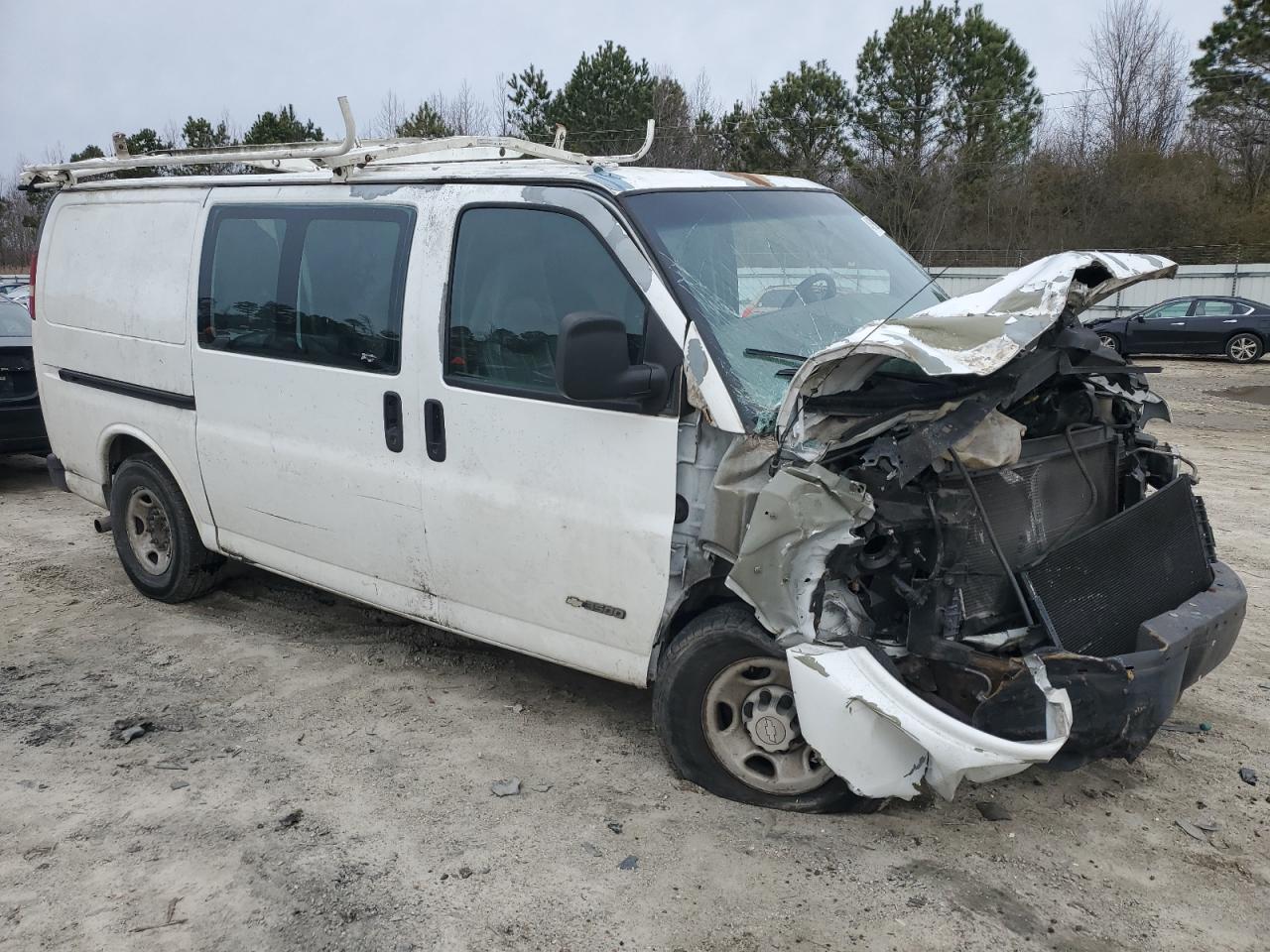 2005 Chevrolet Express VIN 1GCHG35U351116886 Copart auction photo, front end / rear end damage thumbnail 4