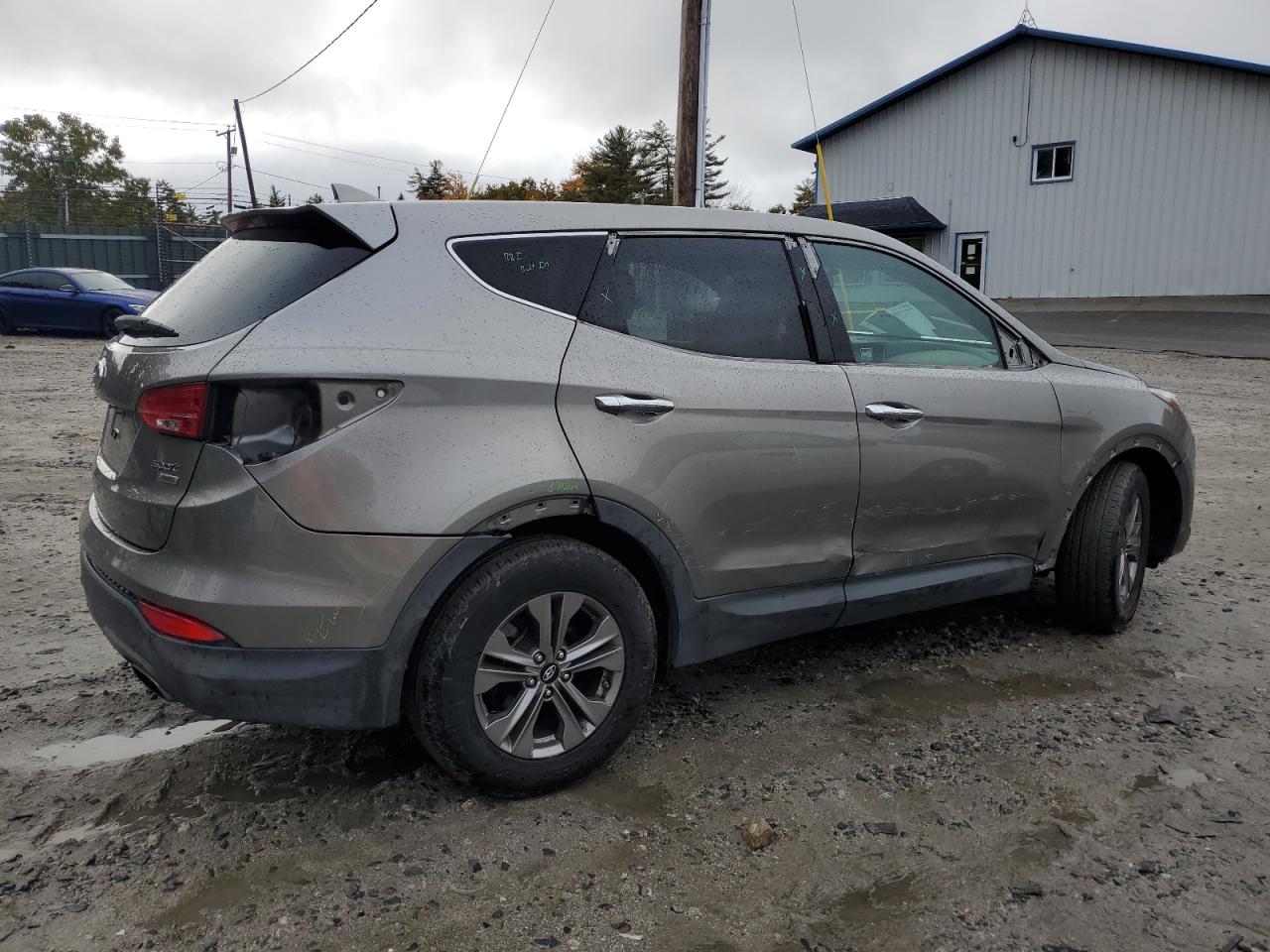 2015 Hyundai Santa Fe VIN 5XYZTDLB3FG282656 Copart auction photo, side / minor dent/scratches damage thumbnail 3