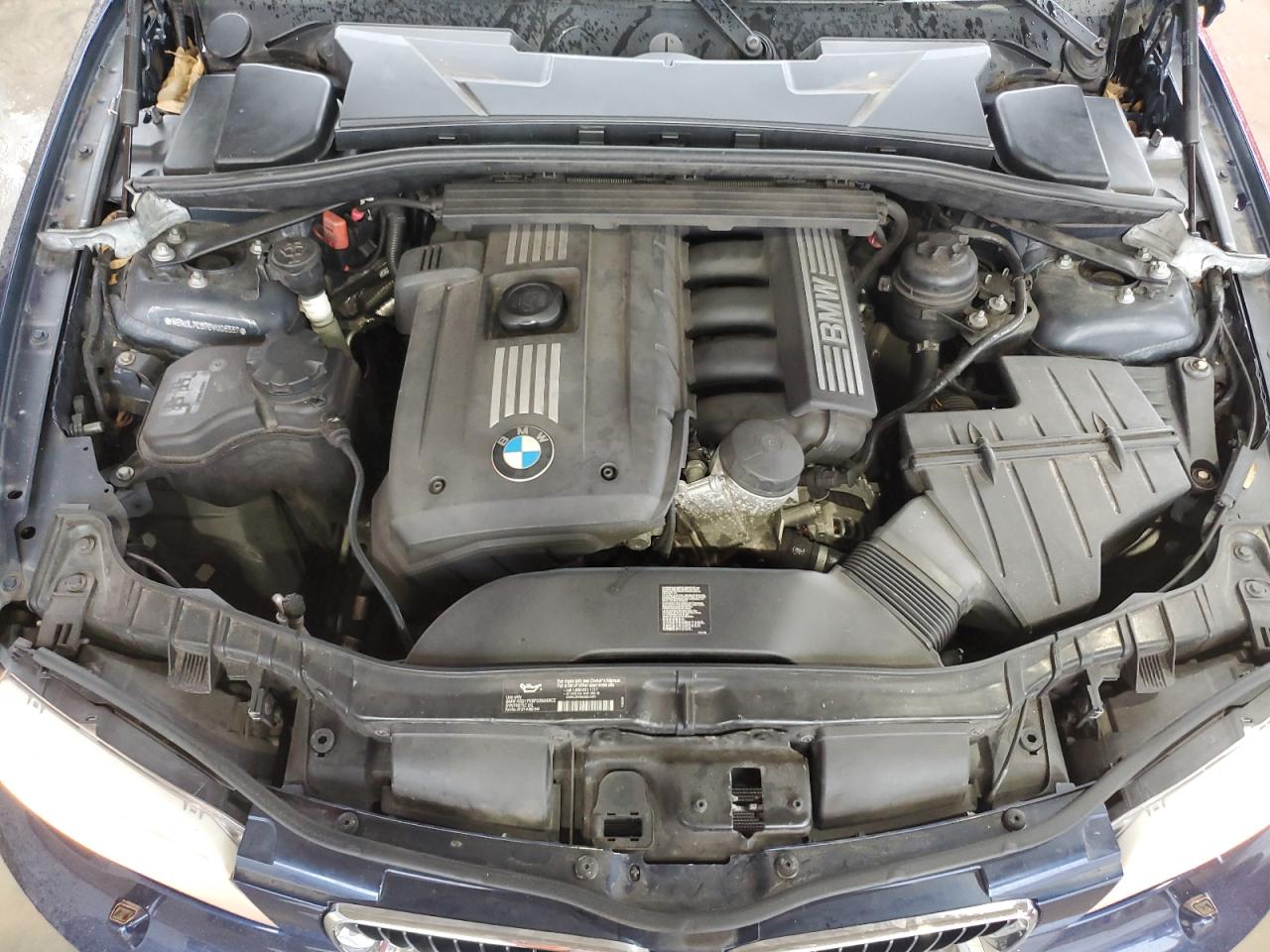 2013 BMW 1er VIN WBAUL7C57DVU08557 Copart auction photo, water/flood / minor dent/scratches damage thumbnail 11