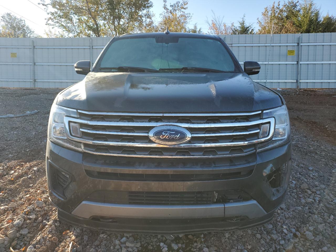 2018 Ford Expedition VIN 1FMJK1JT1JEA70992 Copart auction photo, front end / minor dent/scratches damage thumbnail 5