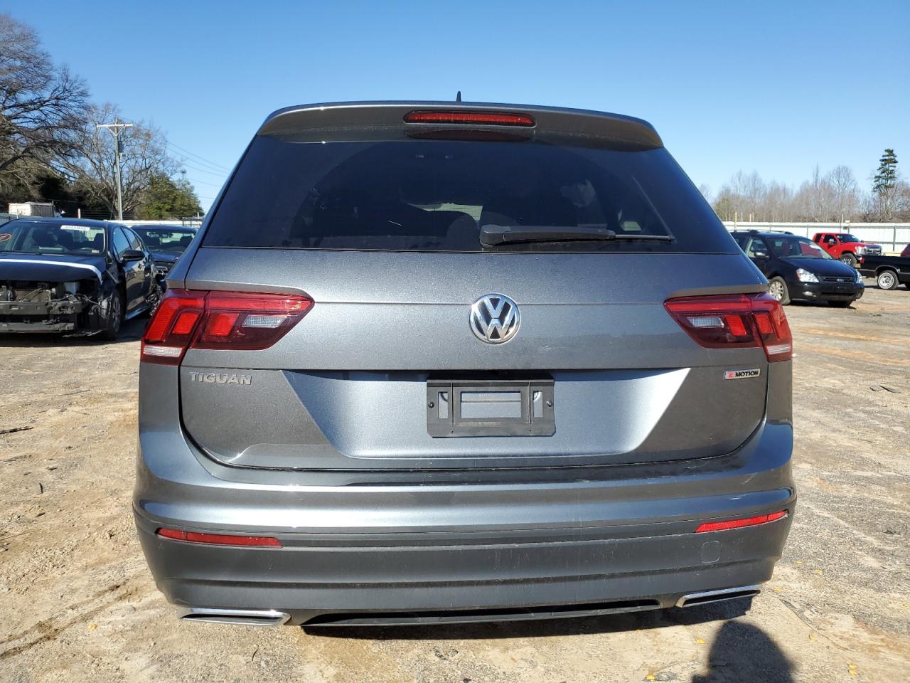 2020 Volkswagen Tiguan VIN 3VV0B7AX5LM130860 Copart auction photo, front end / undercarriage damage thumbnail 6