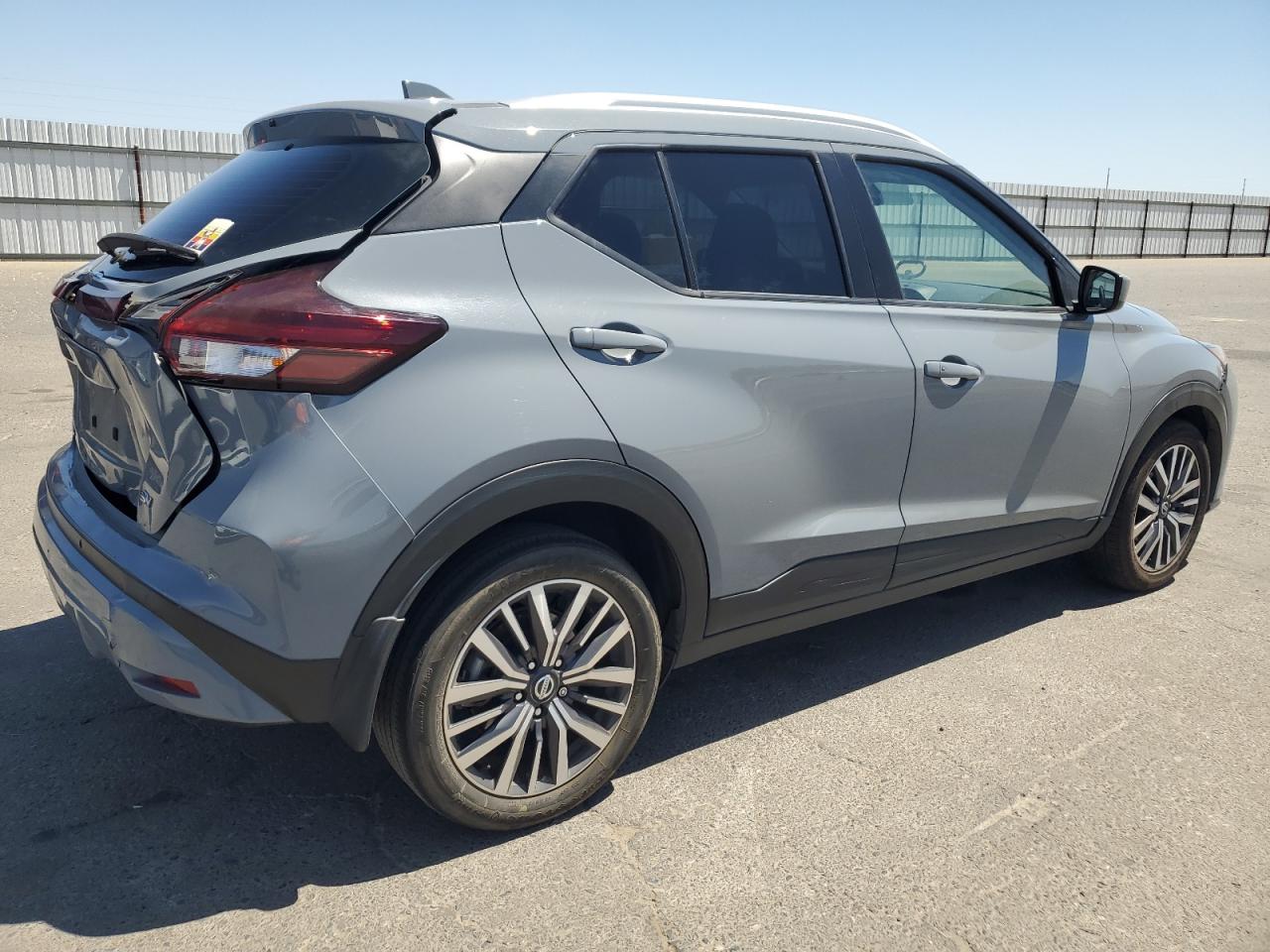 2021 Nissan Kicks VIN 3N1CP5CV6ML505713 Copart auction photo, rear end / front end damage thumbnail 3