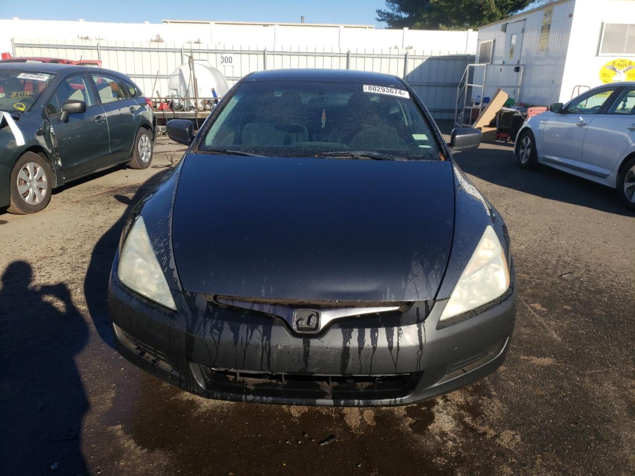2004 Honda Accord VIN 1HGCM72244A019239 Copart auction photo, vandalism / front end damage thumbnail 5