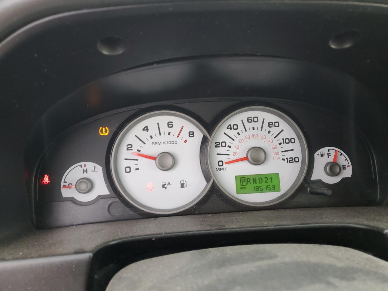 2007 Ford Escape VIN 1FMYU93127KC05619 Copart auction photo, front end damage thumbnail 9