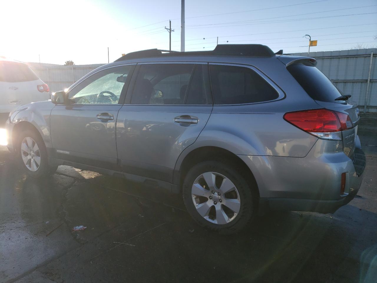 2011 Subaru Outback VIN 4S4BRBFC5B3344075 Copart auction photo, front end / hail damage thumbnail 2