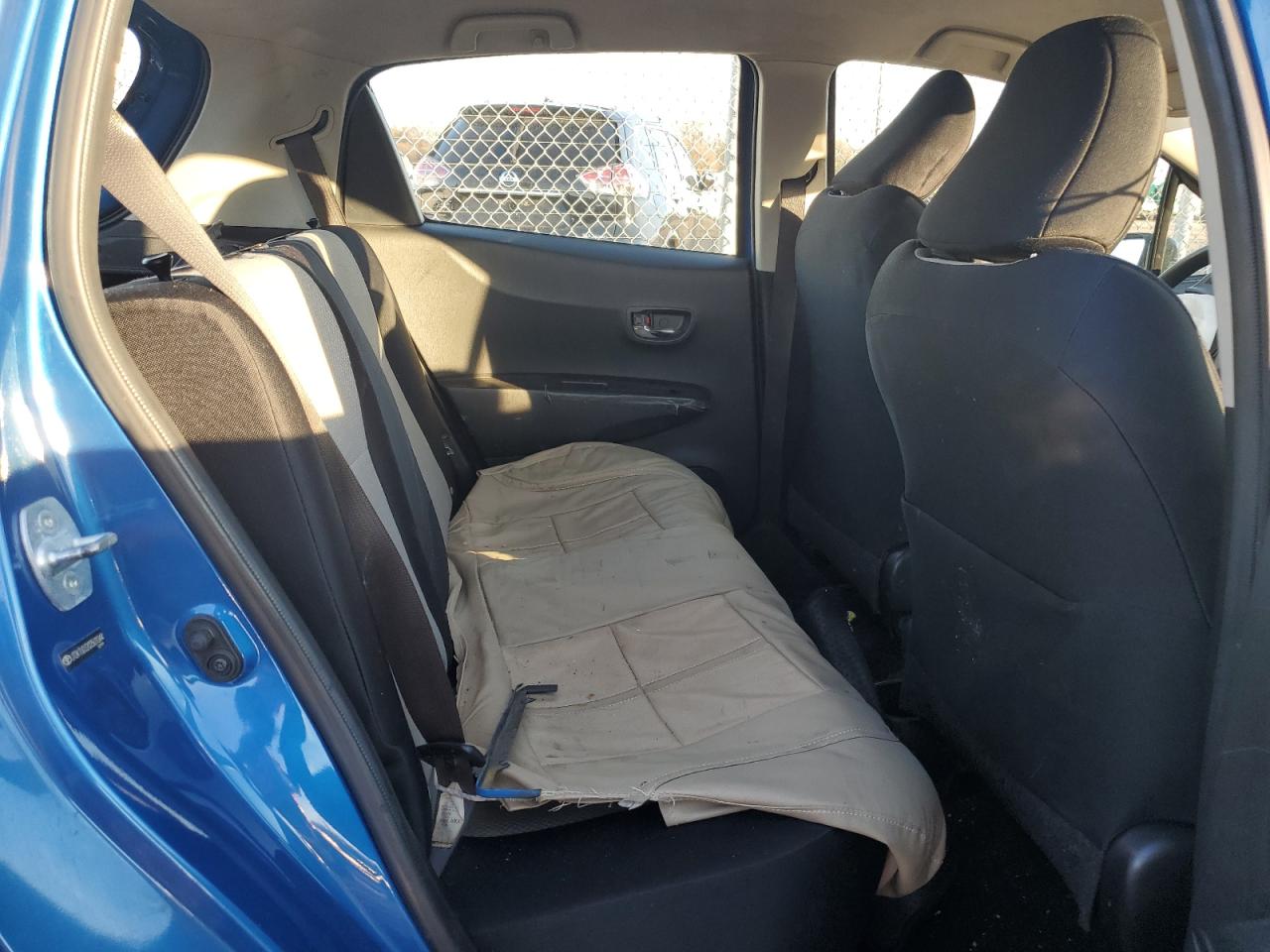 2012 Toyota Yaris VIN JTDKTUD32CD501044 Copart auction photo, front end / minor dent/scratches damage thumbnail 10