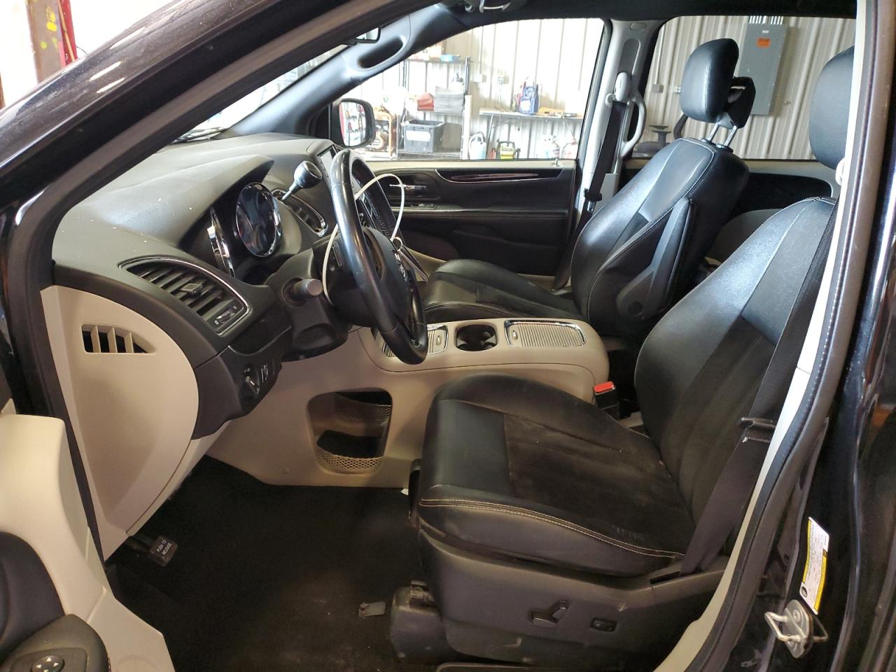 2018 Dodge Caravan VIN 2C4RDGCG9JR183970 Copart auction photo, rear end damage thumbnail 7