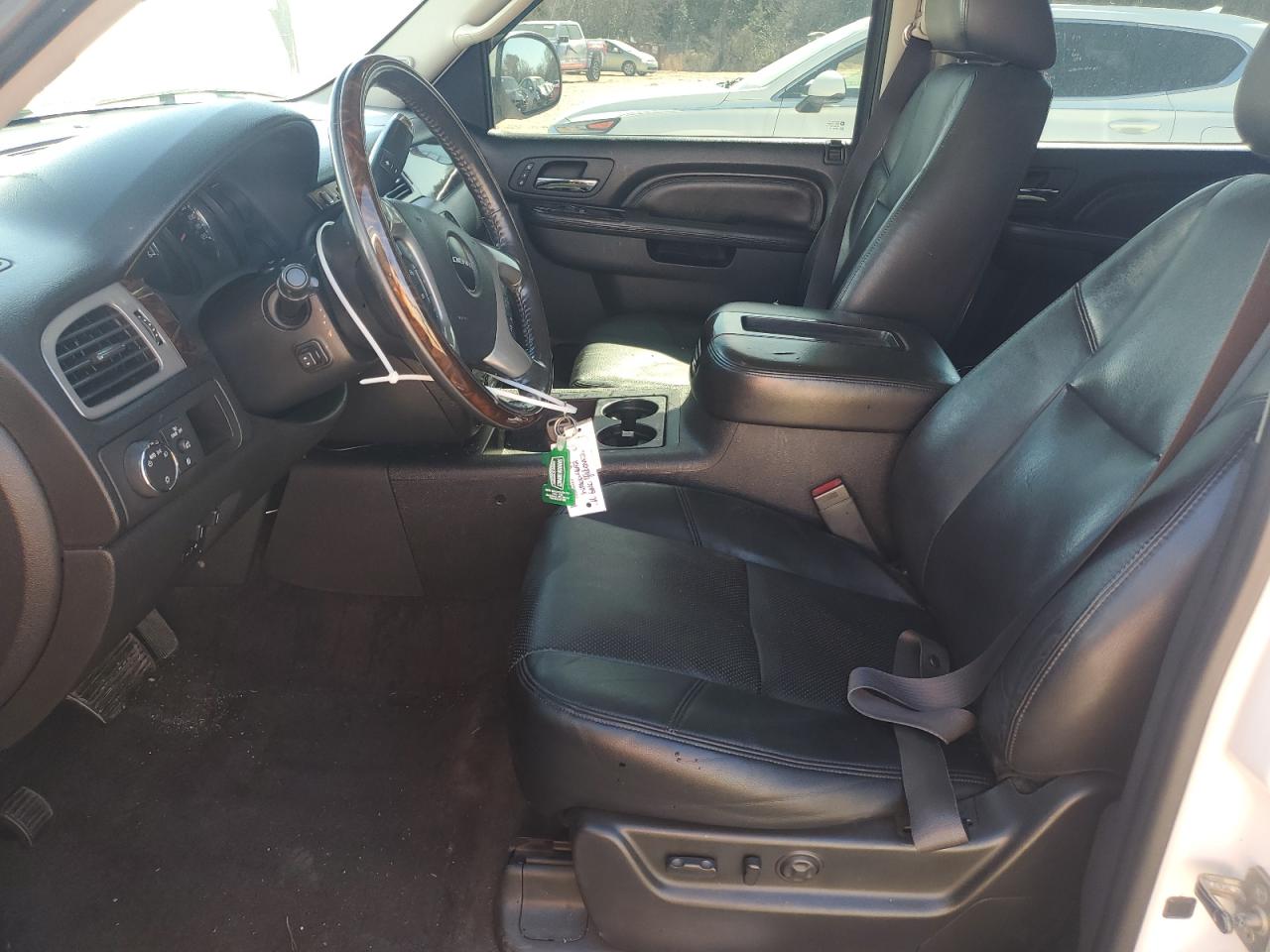 2011 GMC Yukon VIN 1GKS2MEF6BR364692 Copart auction photo, front end damage thumbnail 7