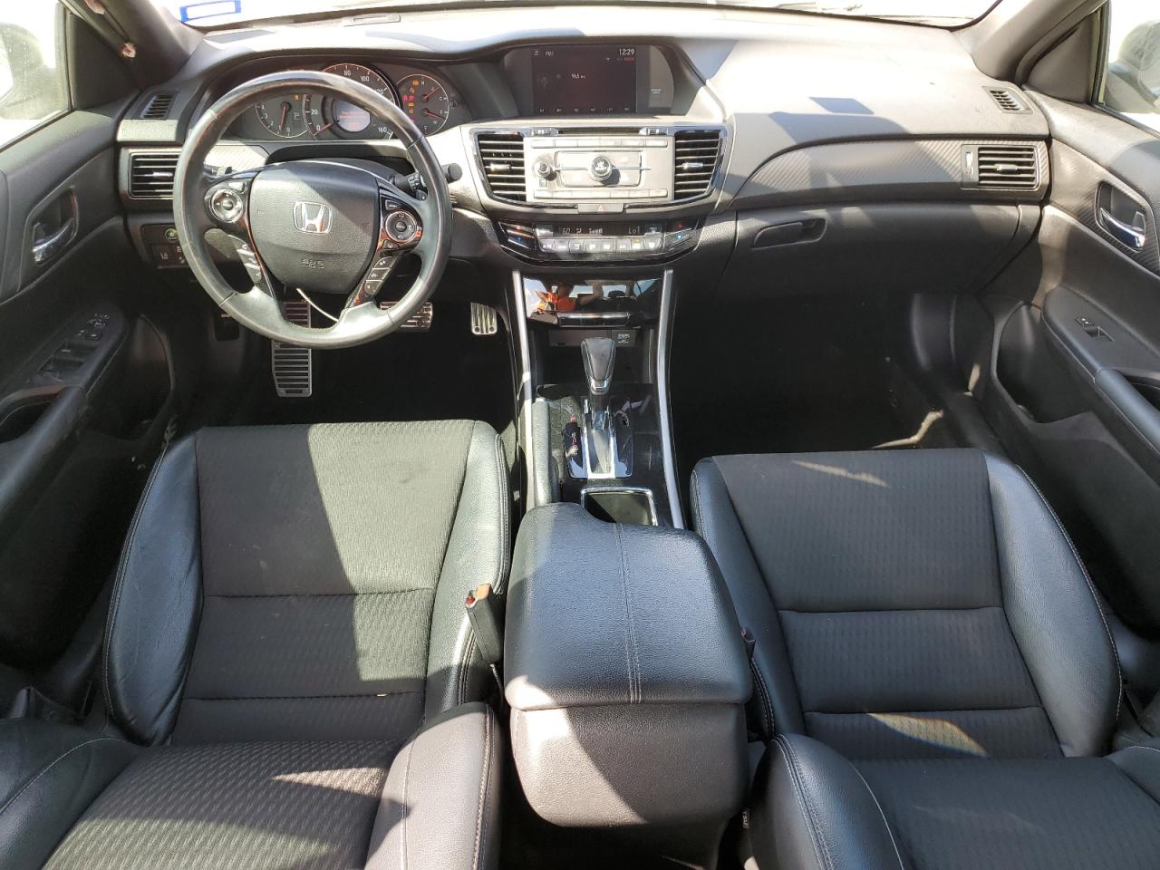 2017 Honda Accord VIN 1HGCR2F6XHA062653 Copart auction photo, rear end / side damage thumbnail 8