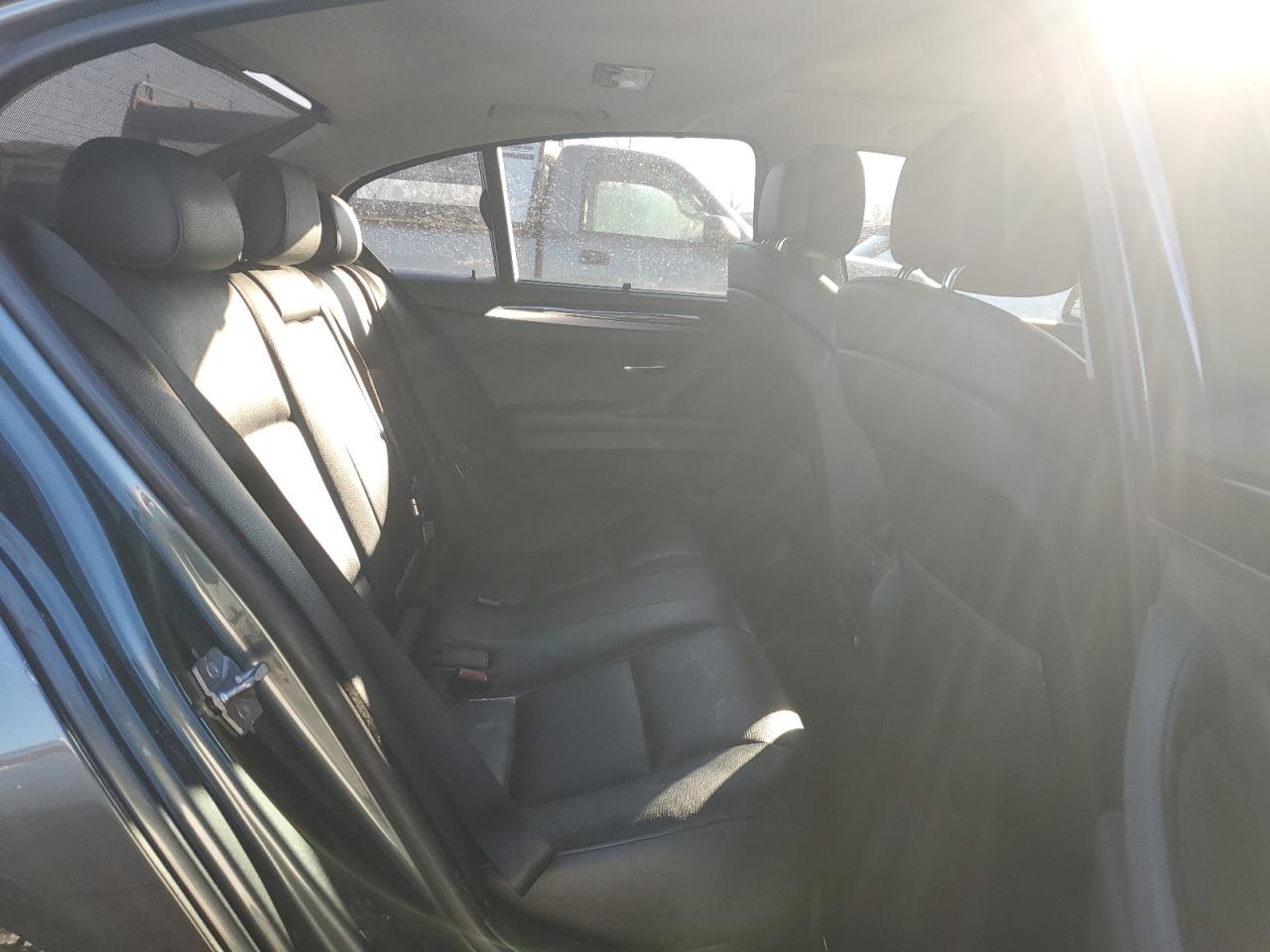 2011 BMW 5er VIN WBAFU7C54BC781425 Copart auction photo, vandalism / minor dent/scratches damage thumbnail 10