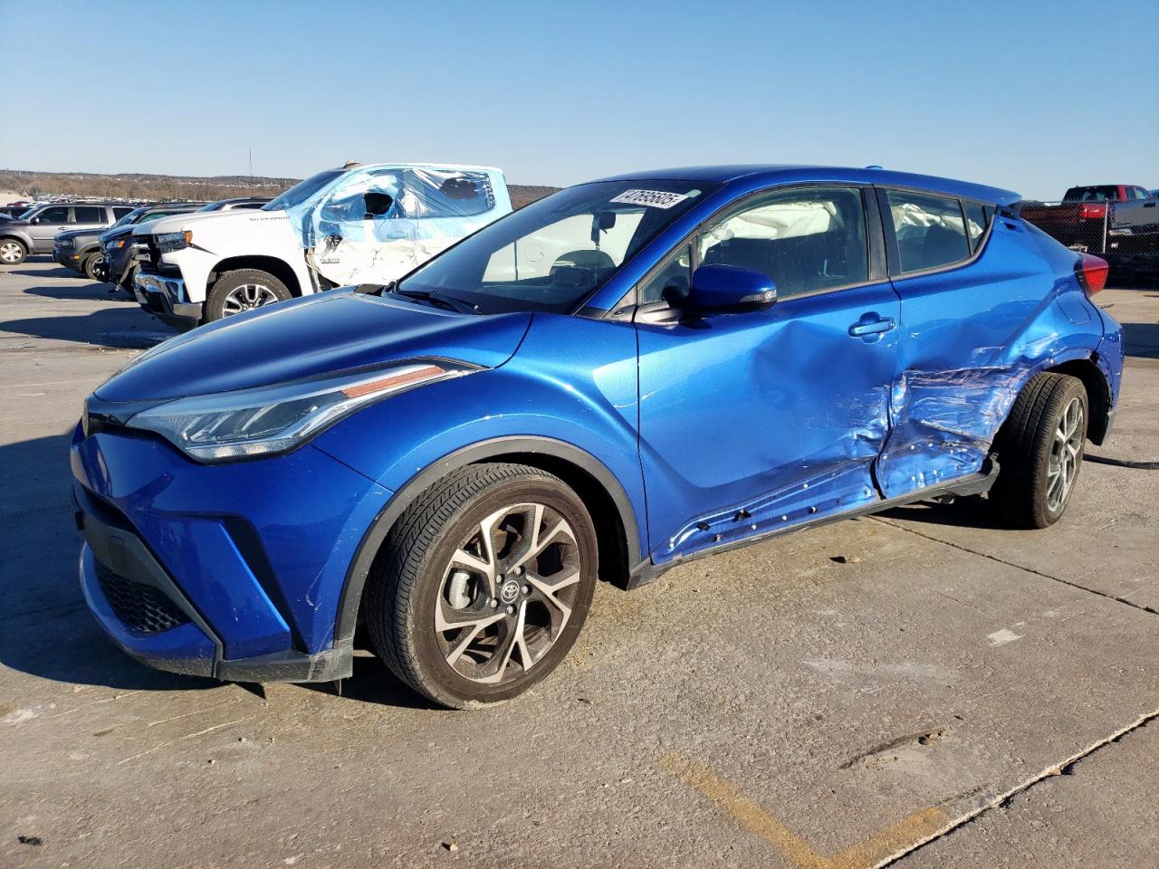 2020 Toyota C-HR VIN NMTKHMBX9LR115389 - Copart auction photo