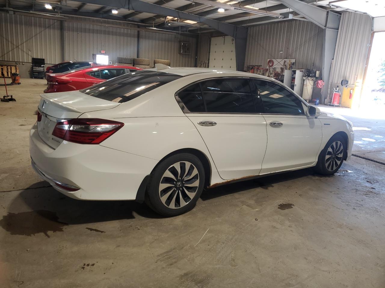 2017 Honda Accord VIN JHMCR6F53HC019806 Copart auction photo, minor dent/scratches damage thumbnail 3