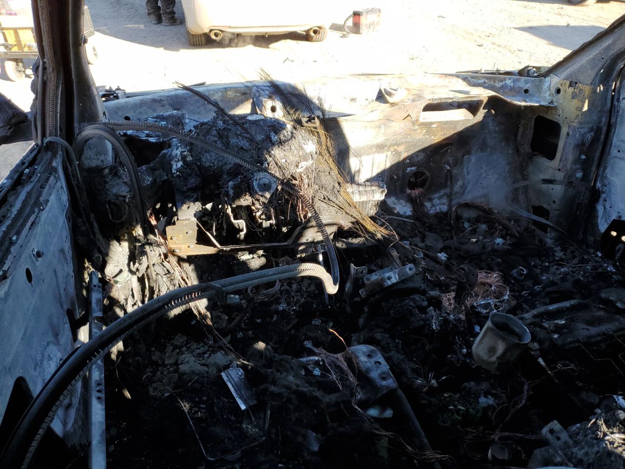 2010 Chevrolet Traverse VIN 1GNLVFED6AS147322 Copart auction photo, burn / hail damage thumbnail 8