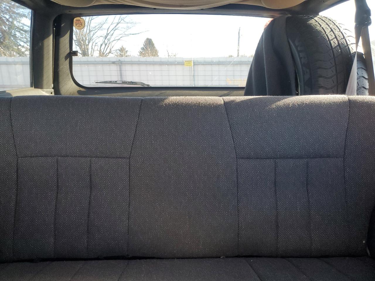 2000 Jeep Cherokee VIN 1J4FF58S5YL108646 Copart auction photo, front end / minor dent/scratches damage thumbnail 10