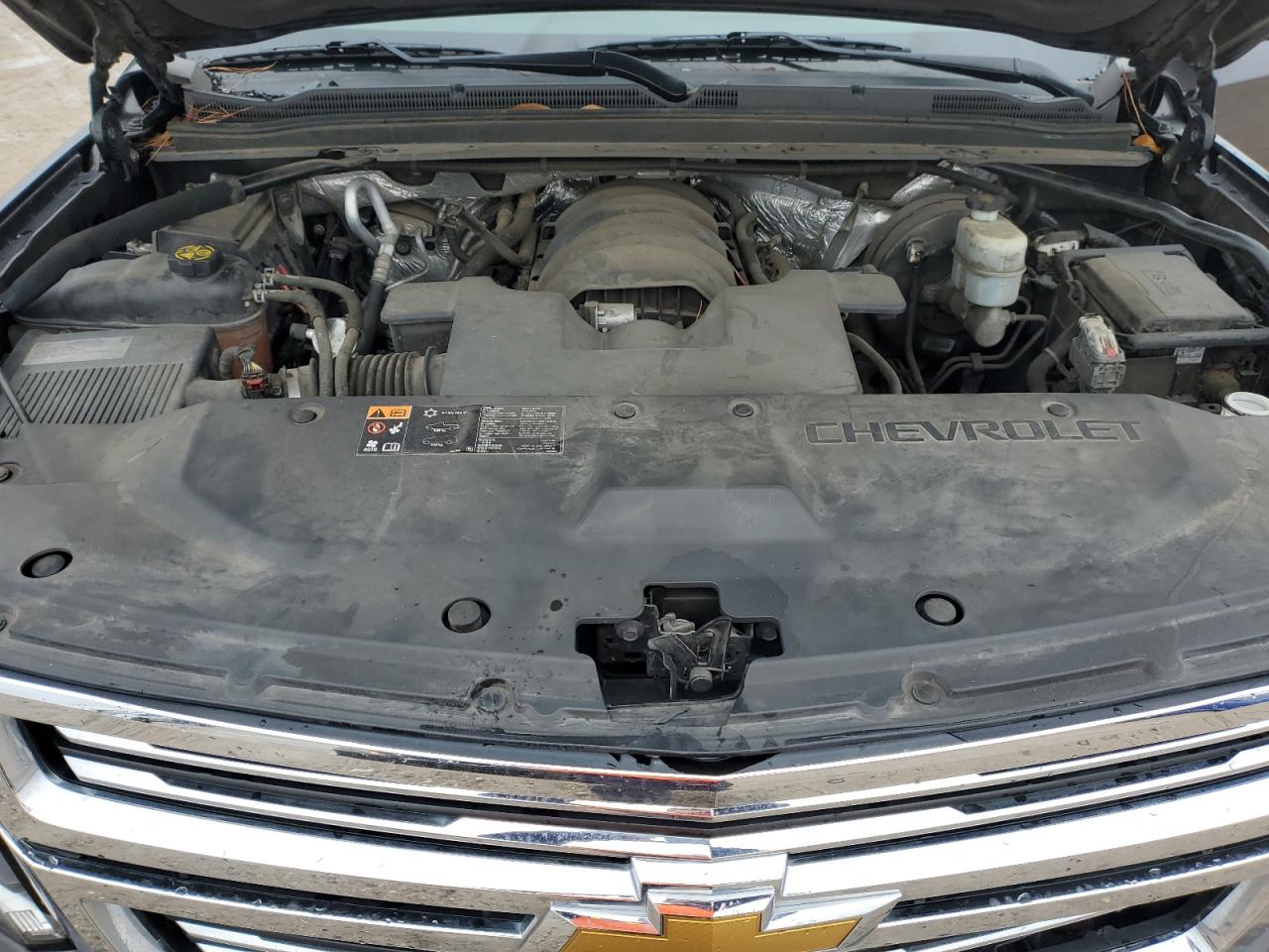 2015 Chevrolet Tahoe VIN 1GNSCCKC6FR568290 Copart auction photo, front end / side damage thumbnail 12