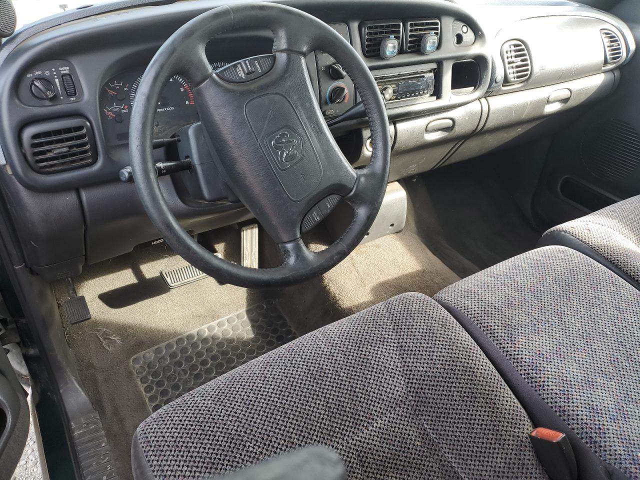 1999 Dodge RAM VIN 1B7HC13Z0XJ535229 Copart auction photo, vandalism damage thumbnail 8