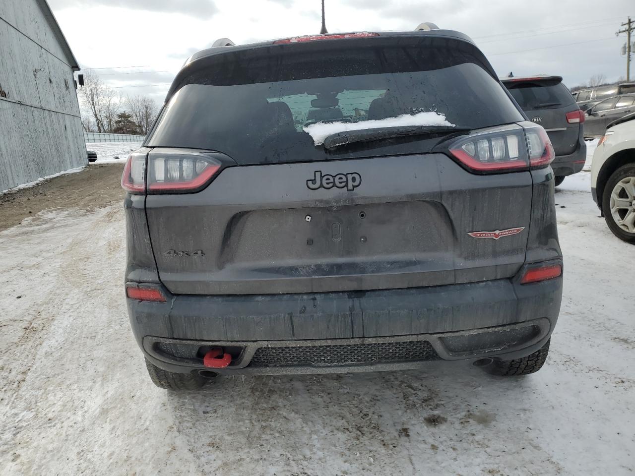 2019 Jeep Cherokee VIN 1C4PJMBX3KD189087 Copart auction photo, side / front end damage thumbnail 6