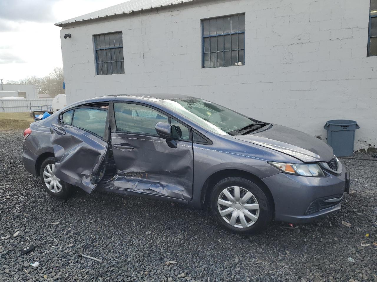 2014 Honda Civic VIN 19XFB2F58EE237112 Copart auction photo, side damage thumbnail 4