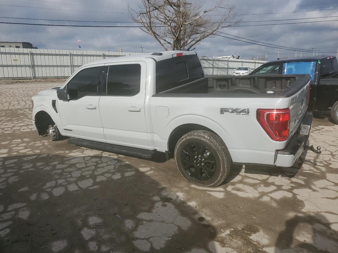 2023 Ford F-150 VIN 1FTFW1EDXPFC94699 Copart auction photo, front end / side damage thumbnail 2
