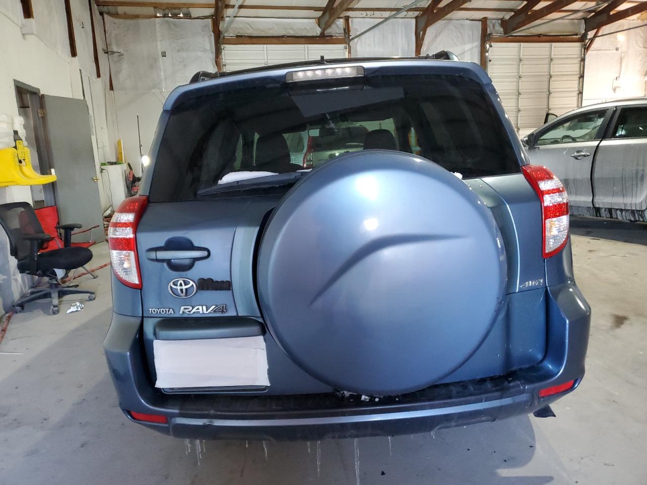 2009 Toyota RAV 4 VIN JTMBK33V29D005038 Copart auction photo, front end / side damage thumbnail 6
