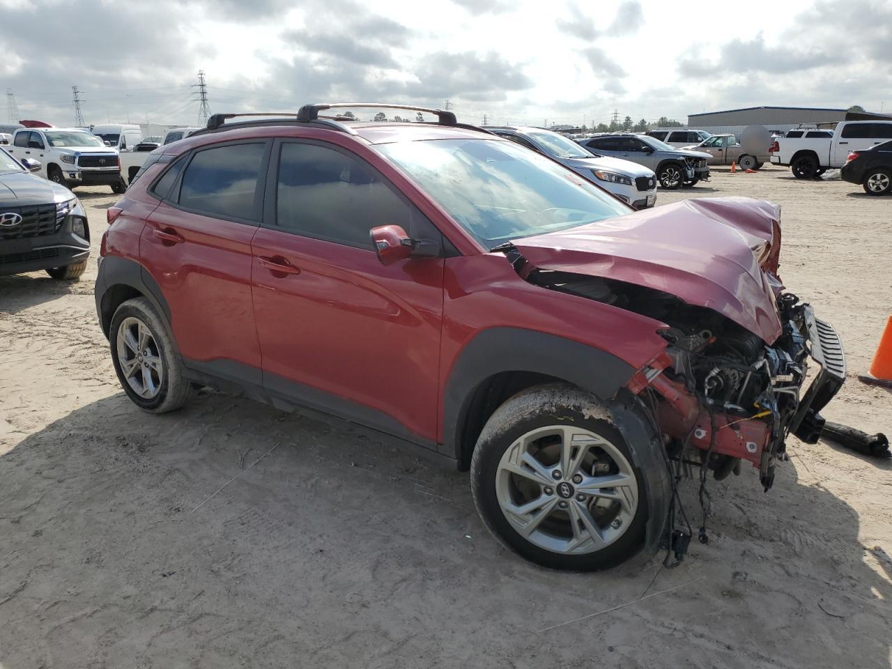 2022 Hyundai Kona VIN KM8K62AB2NU870007 Copart auction photo, front end / side damage thumbnail 4