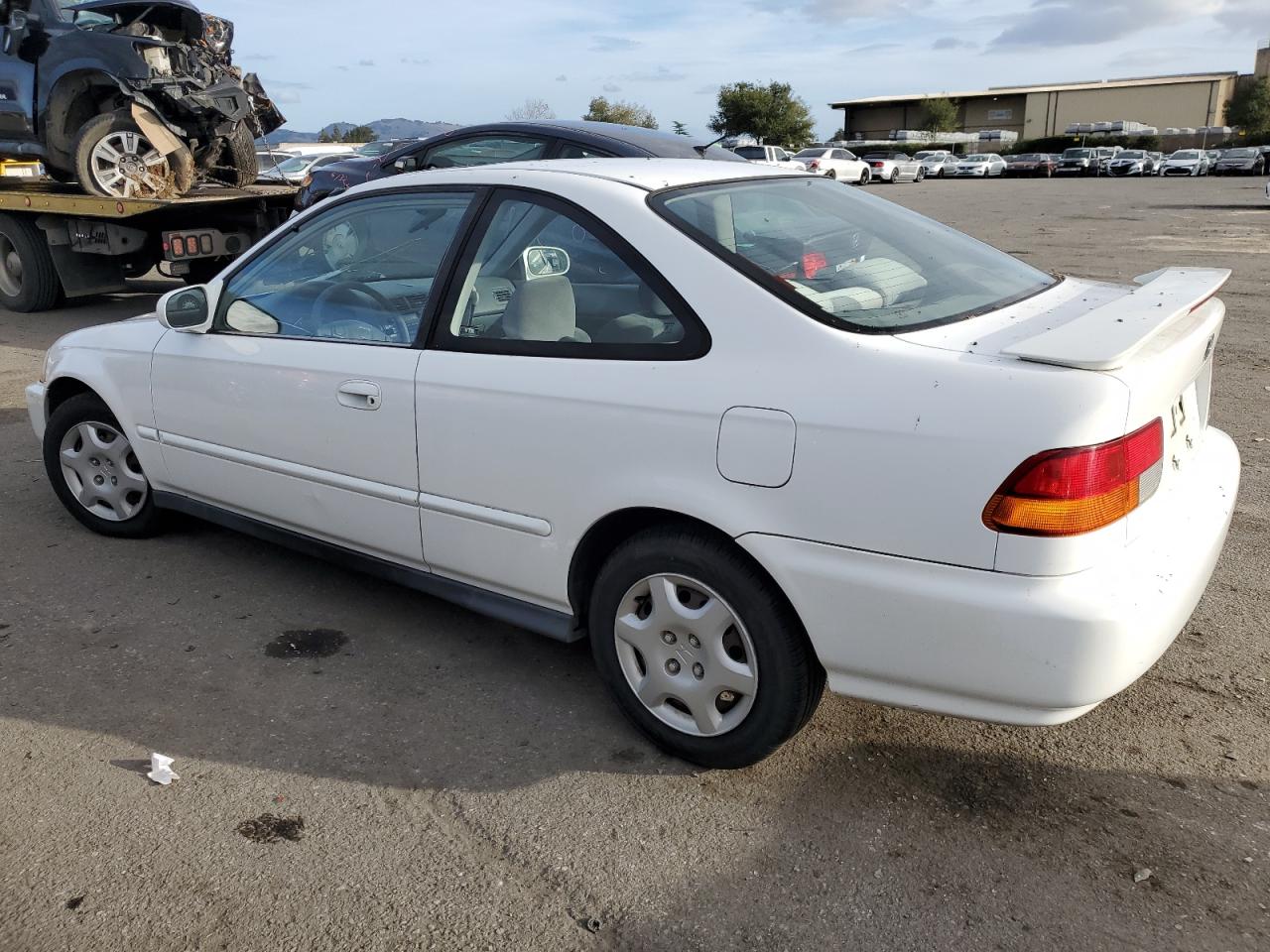 1998 Honda Civic VIN 1HGEJ8247WL088040 Copart auction photo, vandalism / minor dent/scratches damage thumbnail 2