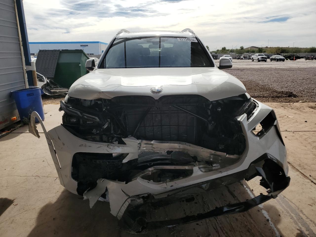 2023 BMW X7 VIN 5UX23EM08P9R66849 Copart auction photo, front end / side damage thumbnail 5