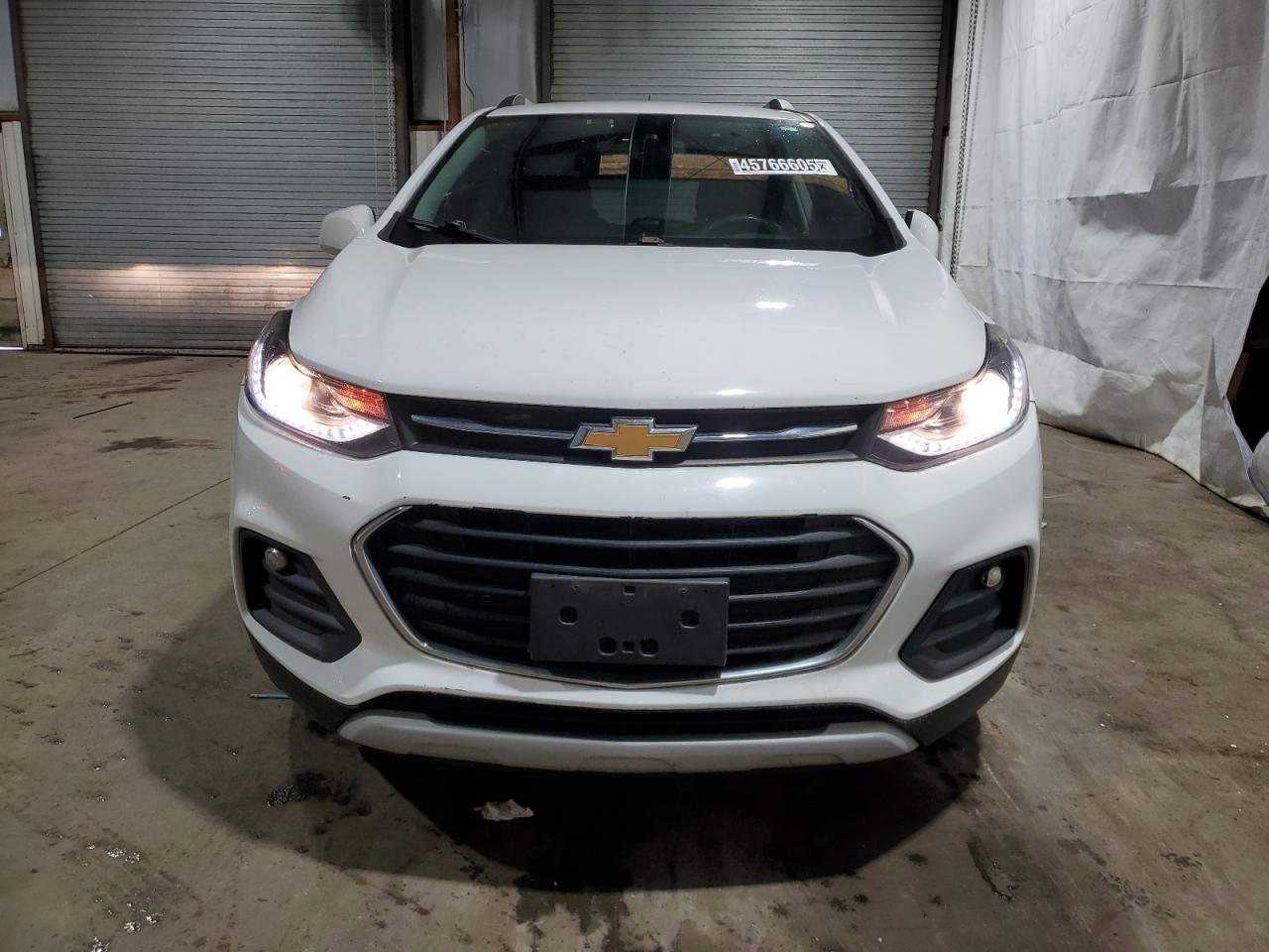 2018 Chevrolet Trax VIN 3GNCJPSB4JL156765 Copart auction photo, normal wear damage thumbnail 5