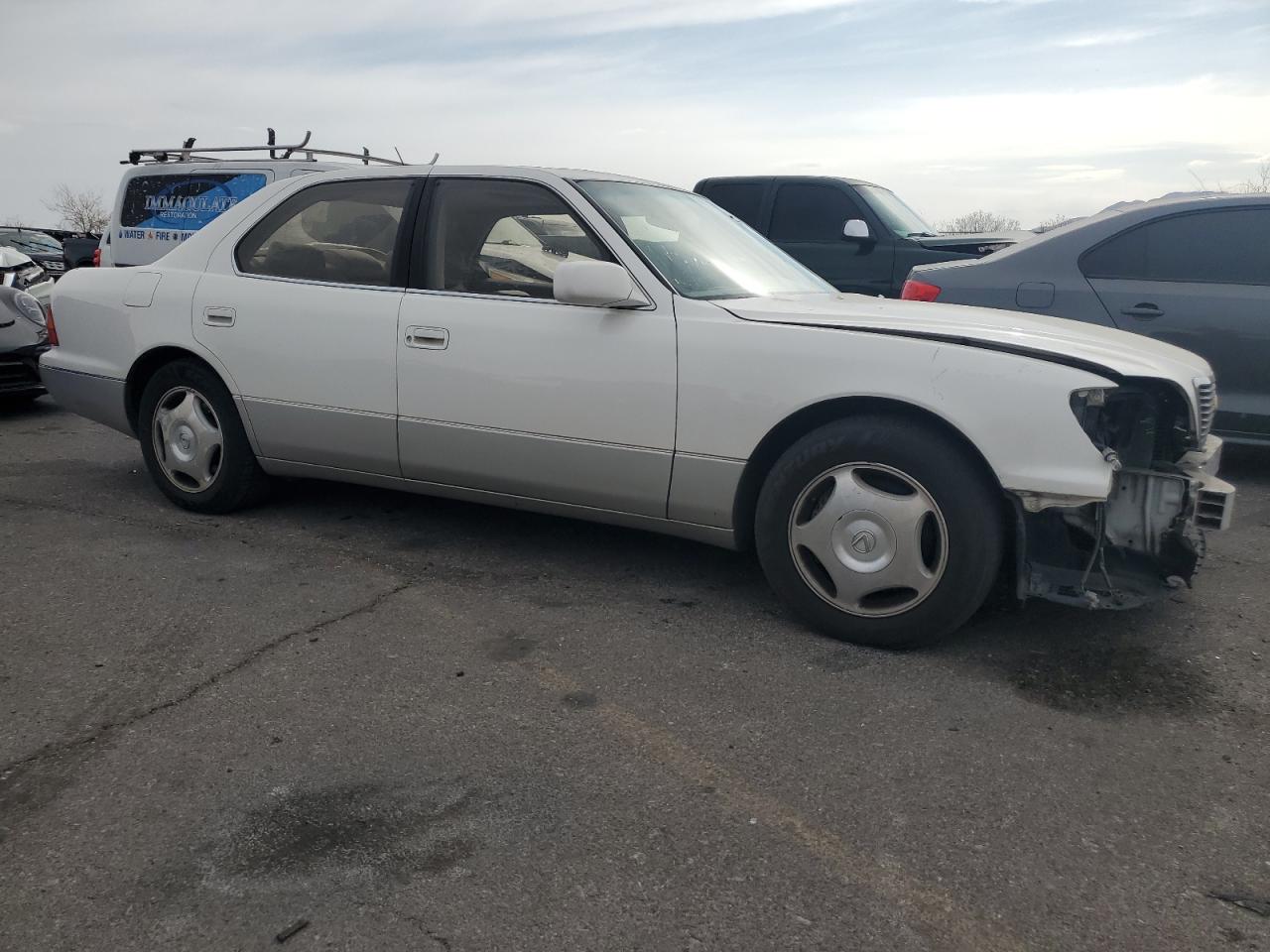 2000 Lexus LS VIN JT8BH28F9Y0167621 Copart auction photo, front end damage thumbnail 4